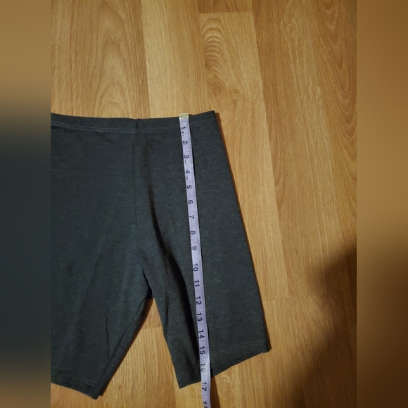 PHANTOM Athletic Shorts Size Small - Picture 8 of 8